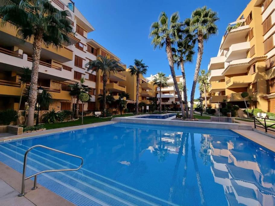 Olivia Sunny 2 Bedroom Apartament Punta Prima Torrevieja Bagian luar foto