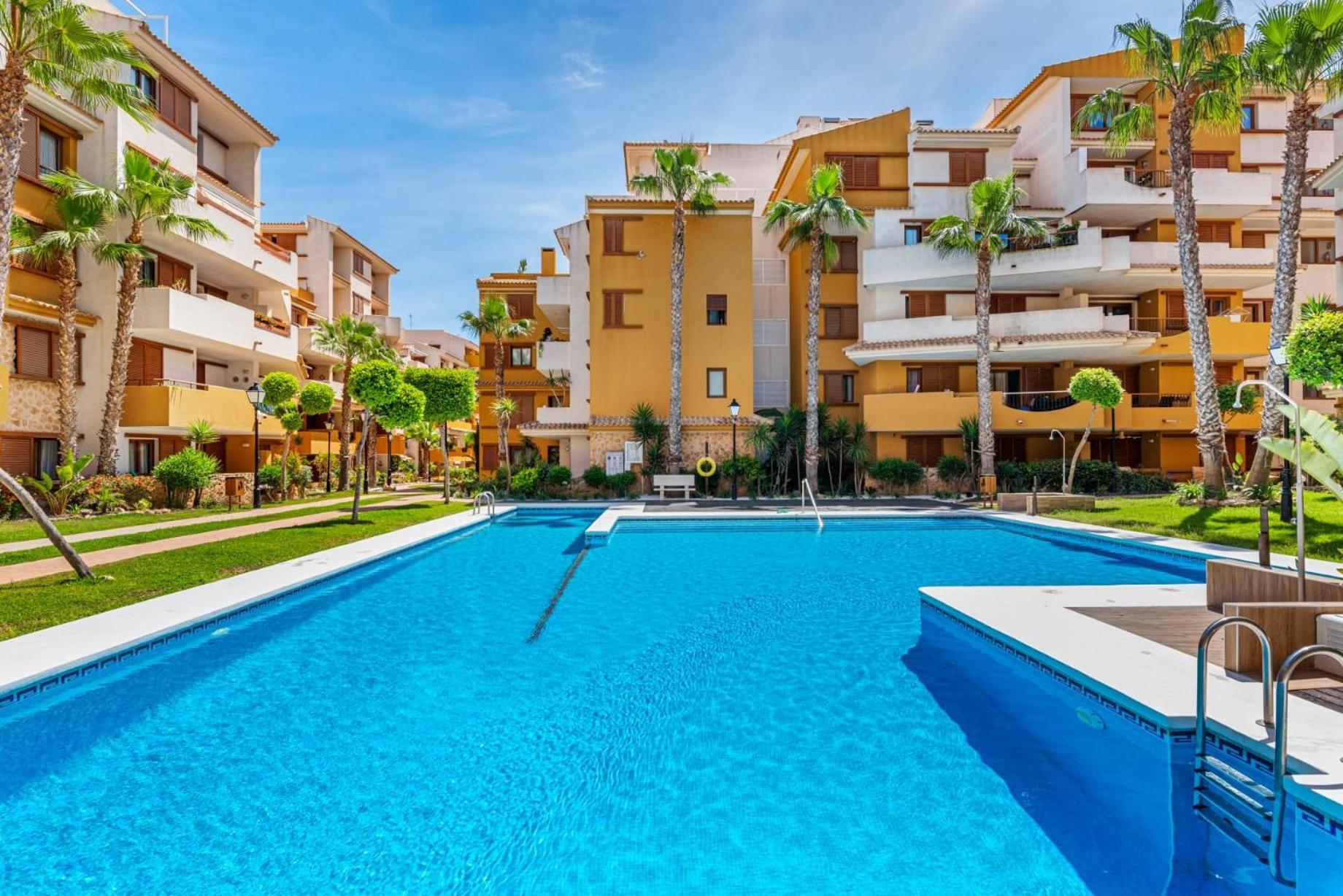 Olivia Sunny 2 Bedroom Apartament Punta Prima Torrevieja Bagian luar foto