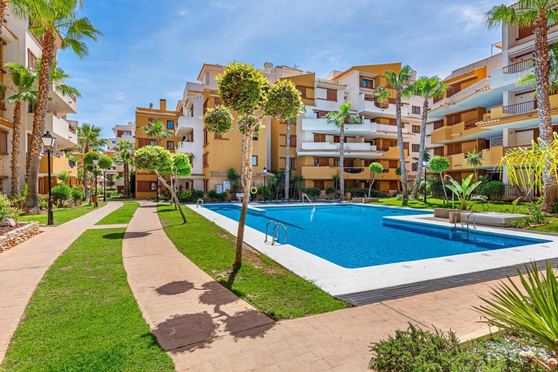Olivia Sunny 2 Bedroom Apartament Punta Prima Torrevieja Bagian luar foto